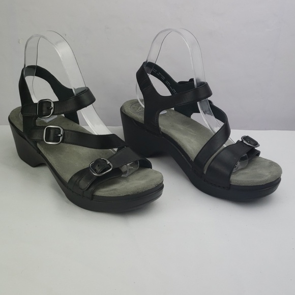 dansko sacha sandal